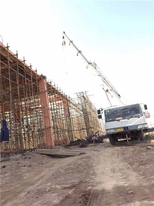 武昌区25 吨、50 吨吊车怎么选？多大重量 / 半径适合对应车型？